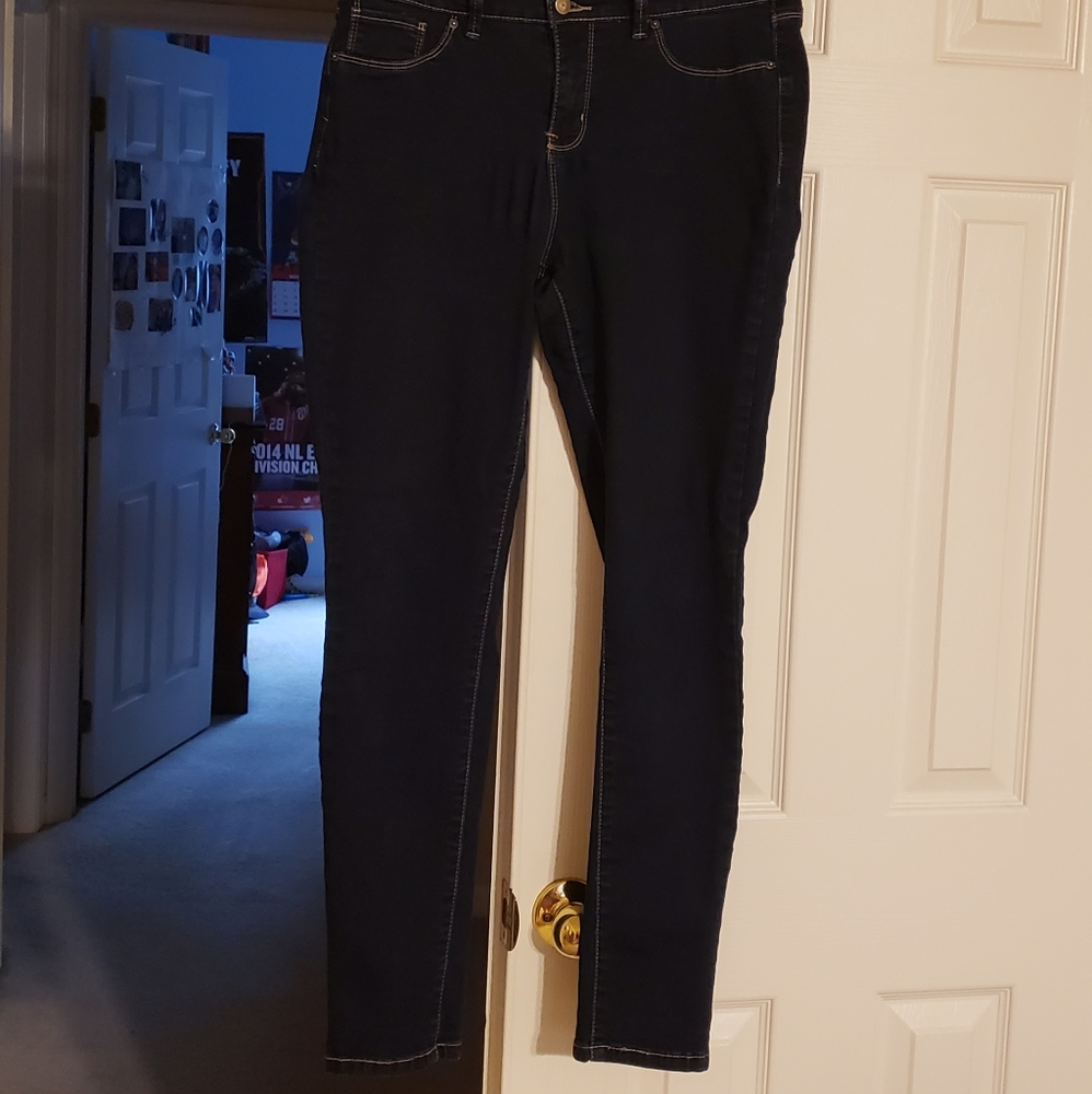 Royalty For Me Mid Rise Skinny Jeans with Back Flap Pockets- Size 10